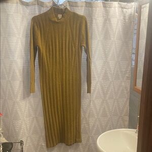 Elegant Long Sleeve Olive Dress